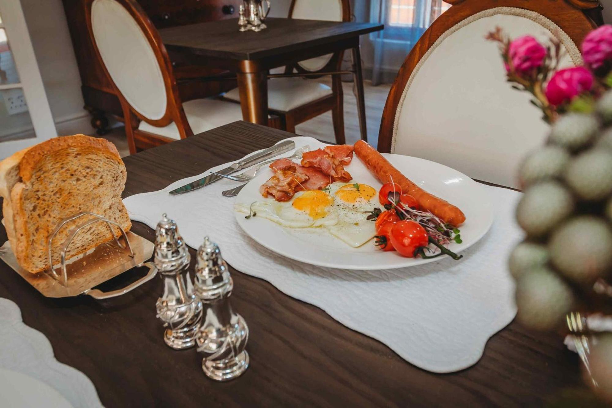Atello Guesthouse Джордж Екстериор снимка